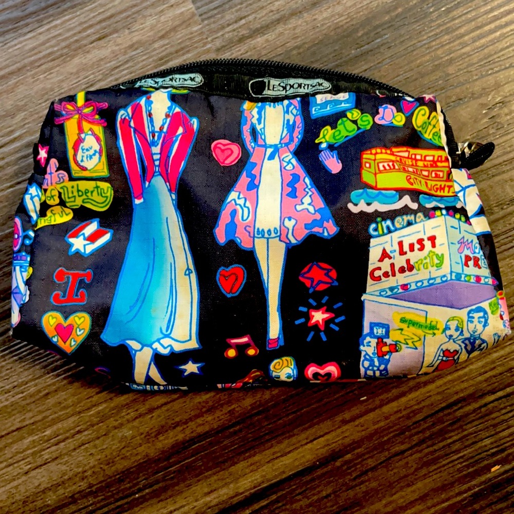 2006 LeSportsac Makeup bay